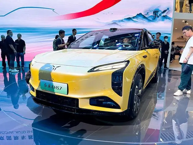 Пекинский автосалон 2024 Hongqi HQ9 PHEV / Запущен новый Hongqi H9 и Hongqi EHS7